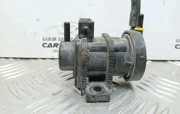Opel Vectra B Valve vacuum 90502860