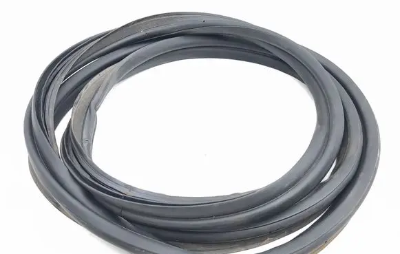Hyundai Kona I Trunk rubber seal (body)
