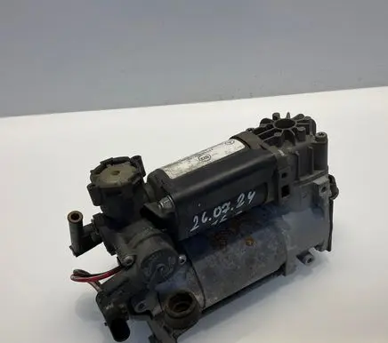Mercedes-Benz E W211 Air suspension compressor/pump A2113200304 2113200304