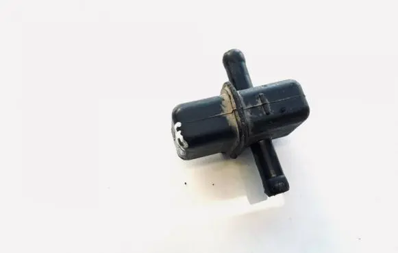 Nissan X-Trail T30 Engine coolant pipe/hose