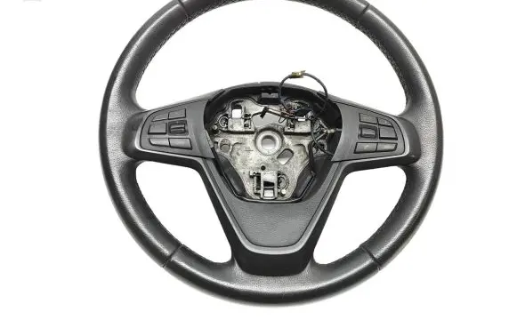 BMW 2 F46 Steering wheel 6877507 16B2224T0052 7439750