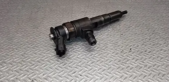 Peugeot 206 Fuel injector 0445110135