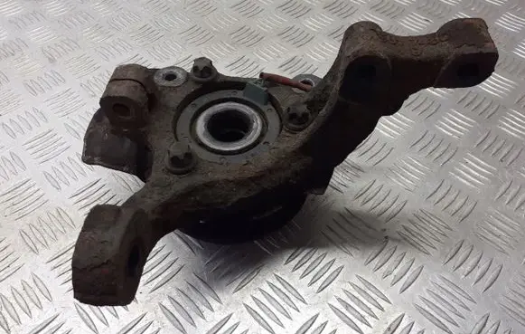 Opel Zafira A Front wheel hub spindle knuckle