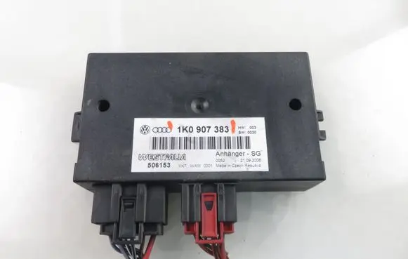 Volkswagen Golf Plus Tow bar trailer control unit/module 1K0907383