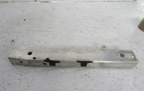 BMW 2 Active Tourer U06 Front bumper support beam 8737236