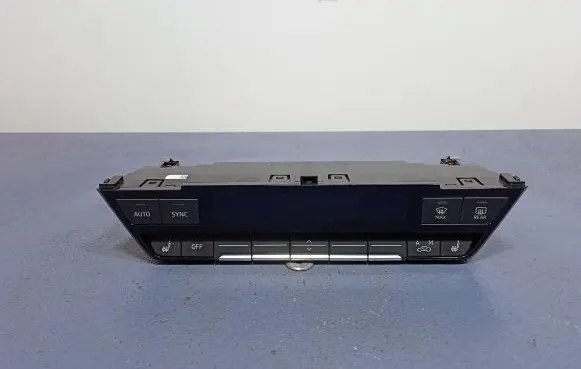 Audi Q4 Sportback e-tron Climate control unit 89A820043A