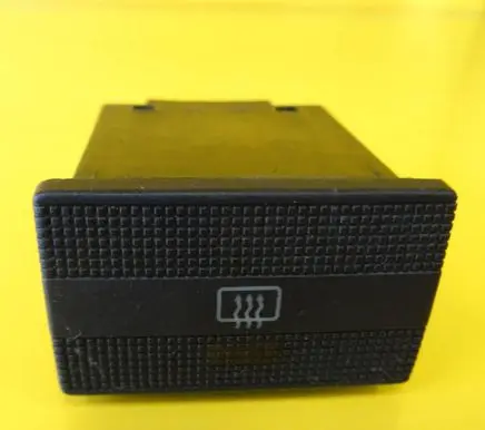 Volkswagen PASSAT B4 Windscreen/window heater switch 3A0959621