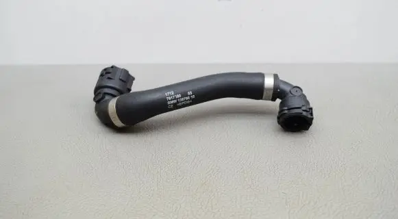 BMW X1 F48 F49 Engine coolant pipe/hose 7617380
