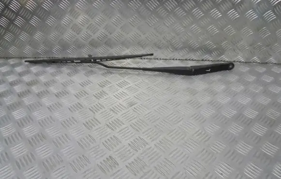 Fiat Stilo Front wiper blade arm