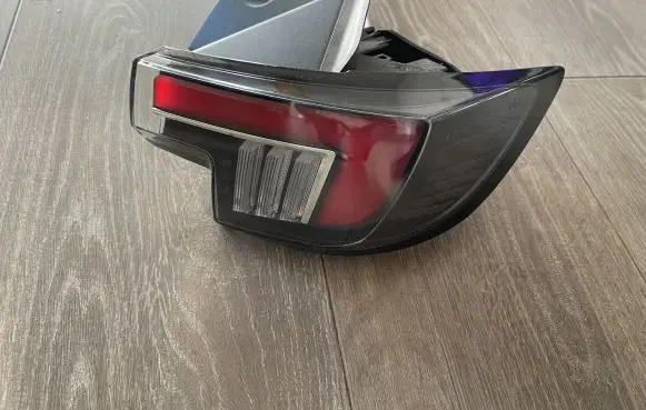 Opel Mokka B Rear/tail lights 9833721980