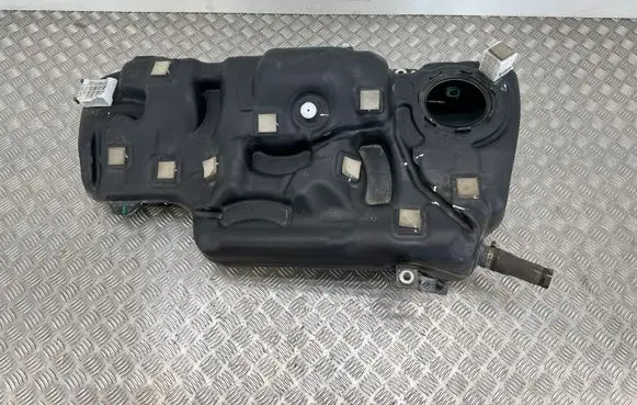 Volvo XC40 Fuel tank 032242968