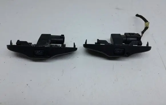 Volkswagen Golf VII Windshield washer spray nozzle 5M0955986C