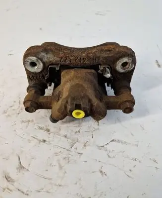 Hyundai i20 (PB PBT) Rear brake caliper