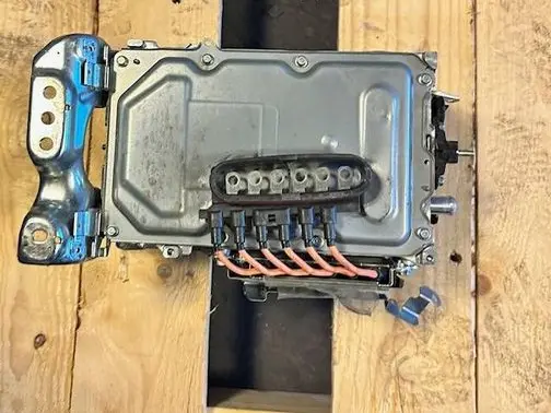 Toyota C-HR I Voltage converter inverter G9200-47330 G920047330