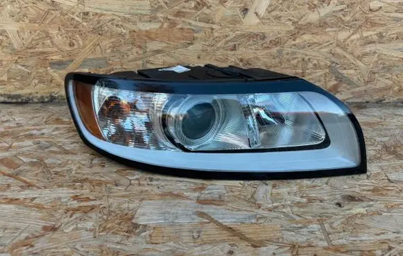 Volvo S40 Headlight/headlamp 31265695