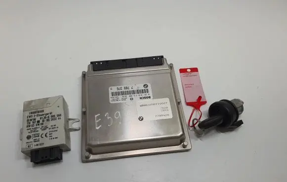 BMW 5 E39 Engine ECU kit and lock set 7789376 13617789376 13617790220