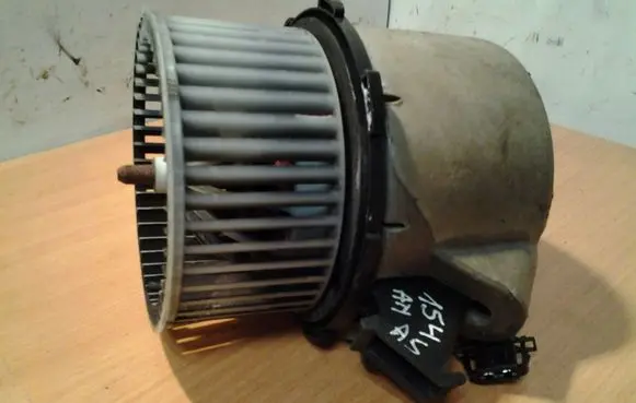 Audi A5 8T 8F Heater fan/blower 8K2820021