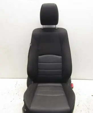 Mazda CX-3 Front passenger seat 