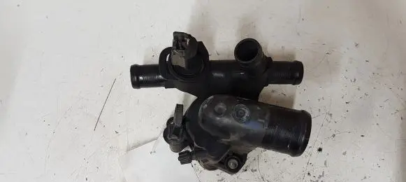 Renault Laguna III Thermostat housing 801571 8200