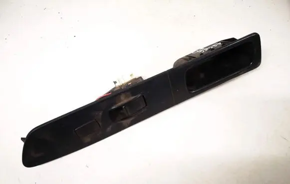 Subaru Impreza II Electric window control switch 94266fe030