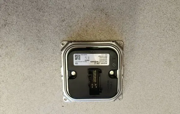 Nissan Leaf II (ZE1) Headlight ballast module Xenon A2C11637900 260558992C 220510