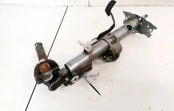 Toyota Avensis Verso Steering wheel axle 00000281W