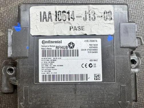 Jeep Grand Cherokee Keyless (KESSY) go control unit/module P682174663AB 410523087A