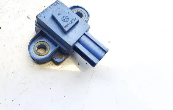 Volkswagen Golf V Airbag deployment crash/impact sensor 1k0955557a