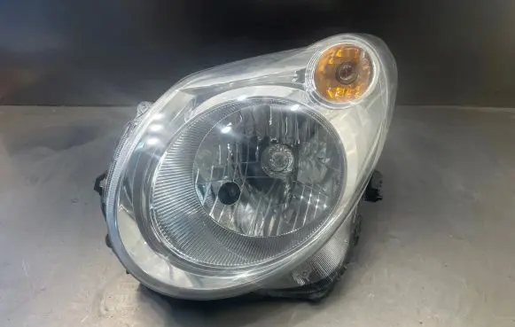 Suzuki Alto Headlight/headlamp