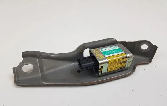 Lexus GS 300 350 430 450H Airbag deployment crash/impact sensor 8983430020 1879001781
