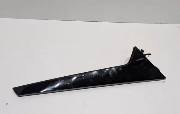 Audi e-tron Tailgate/trunk spoiler 4KL854872