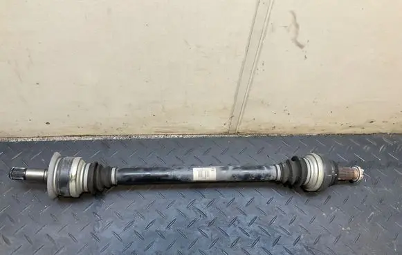 BMW 6 F06 Gran coupe Rear driveshaft 7577508