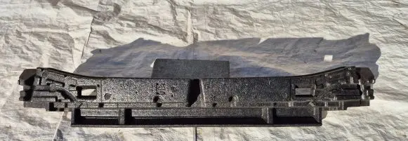 Volvo S90, V90 Front bumper foam support bar 31383241