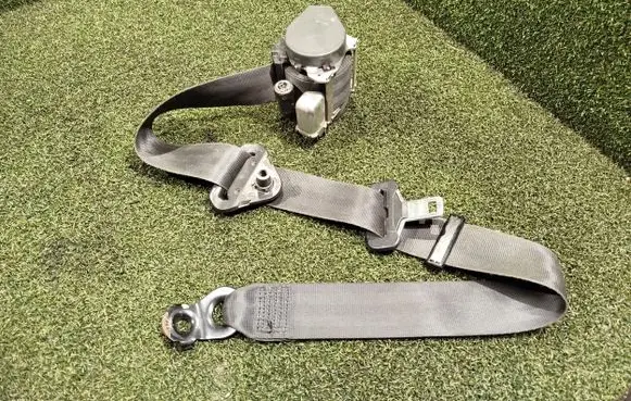 Renault Master III Front seatbelt 868840018R