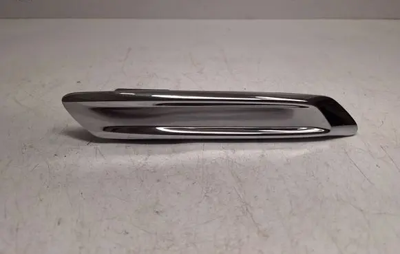 BMW 5 F10 F11 Fender trim (molding) 7336645 51137336645