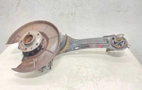 Volvo S80 Rear wheel hub 6G915A969 20100708A