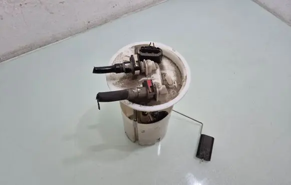 Volvo V40 In-tank fuel pump 31321094
