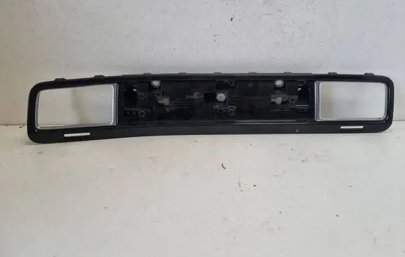 Dash center air vent grill