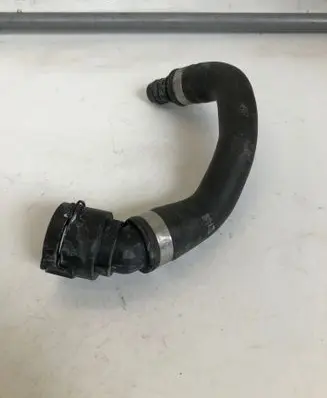 Mercedes-Benz EQS V297 Engine coolant pipe/hose