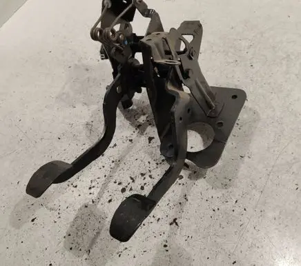Renault Espace - Grand espace IV Pedal assembly 8200139603
