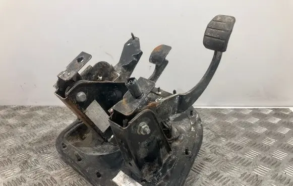 Renault Master II Pedal assembly 8200021477