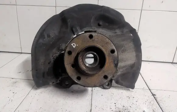 BMW 5 E60 E61 Front wheel hub spindle knuckle 