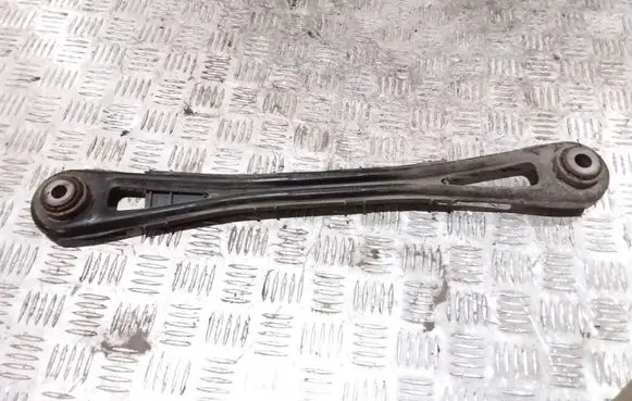 Rear control arm
