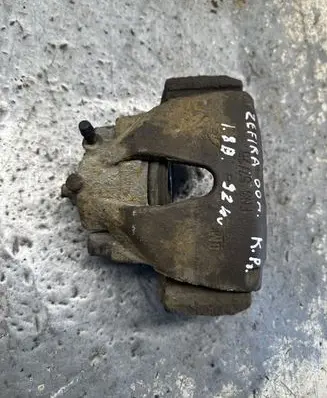 Opel Zafira A Front brake caliper