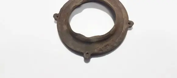 Opel Zafira A Front coil spring rubber mount 90216299 gm90216299-96-