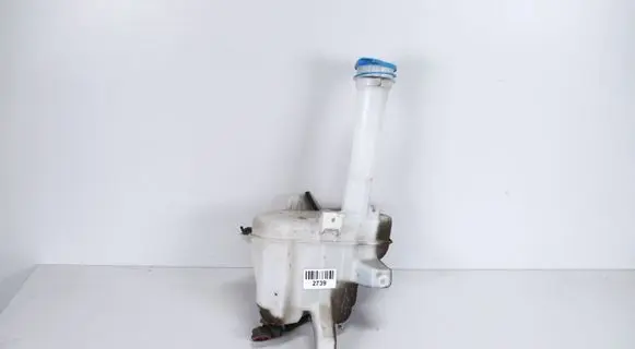 Suzuki Celerio Windshield washer fluid reservoir/tank