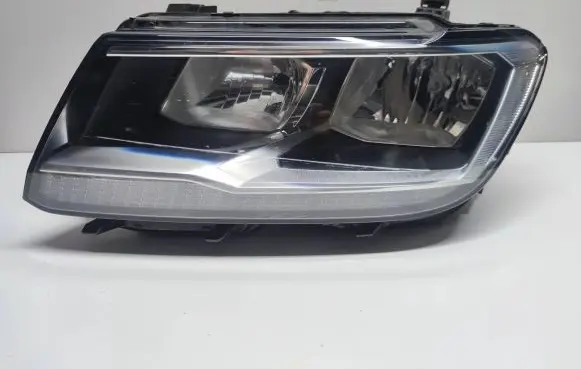 Volkswagen Tiguan Headlight/headlamp 5NB941005B