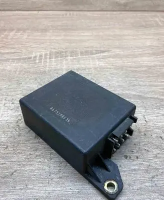 Mercedes-Benz E W124 Airbag control unit/module 0038200710 841Z1000 Used