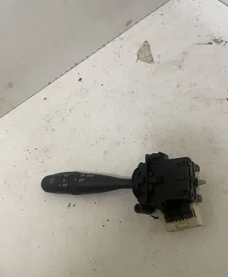 Suzuki Swift I Indicator stalk 173744