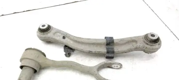 Jaguar XE Rear upper control arm/wishbone